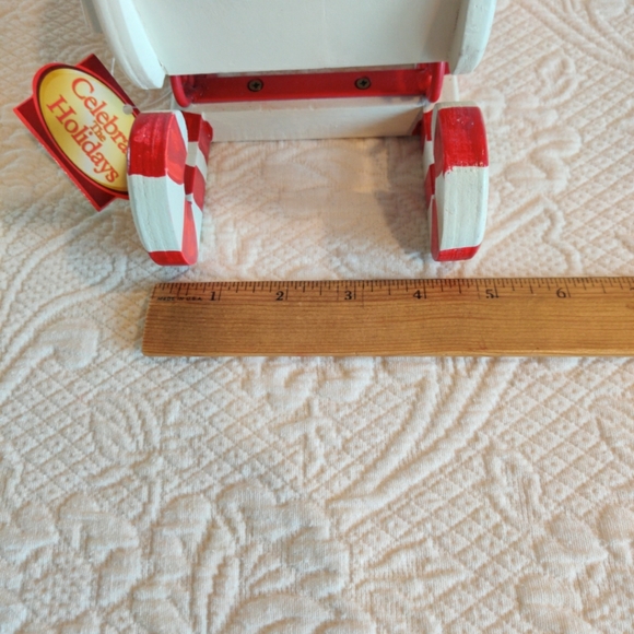 Celebrate Christmas Wooden Holiday Sleigh Decoration Candy Cane Red And White - Picture 9 of 11
